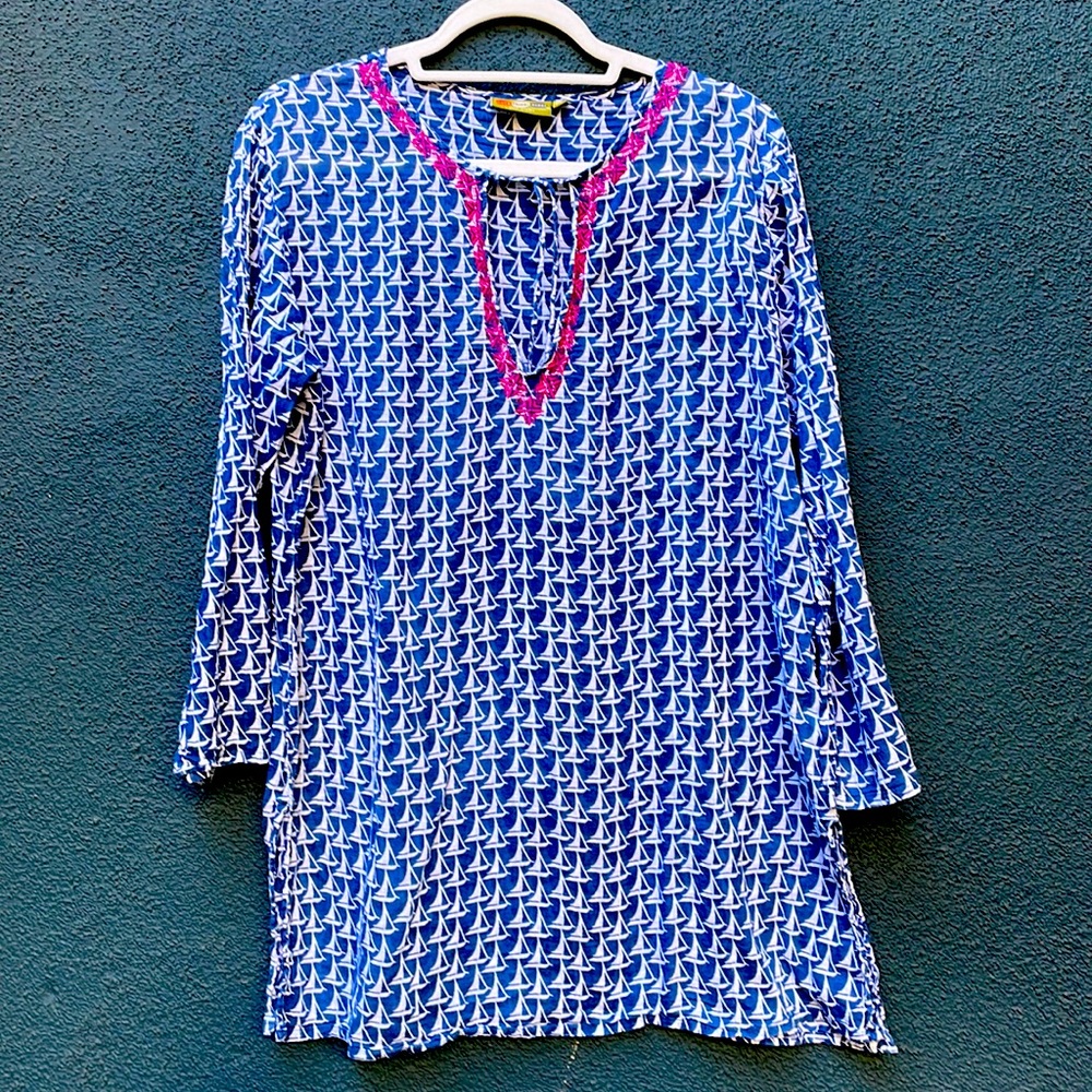 Lightweight cotton sailboat tunic